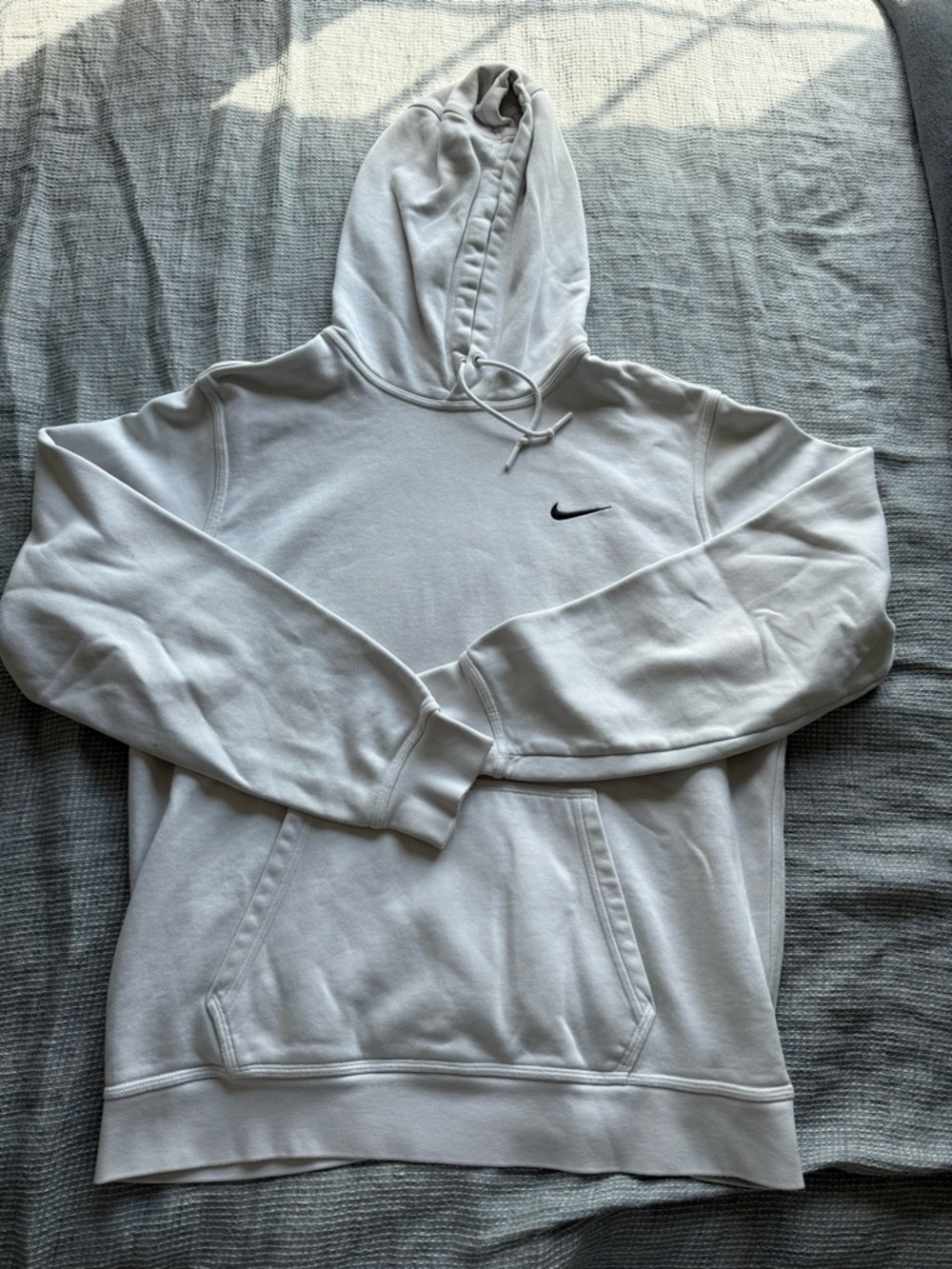 LAST CHANCE! Nike light grey hoodie